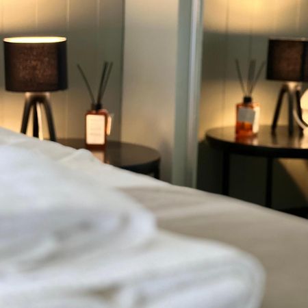 Seaport Apartments Rivadavia I อูซัวยา ภายนอก รูปภาพ